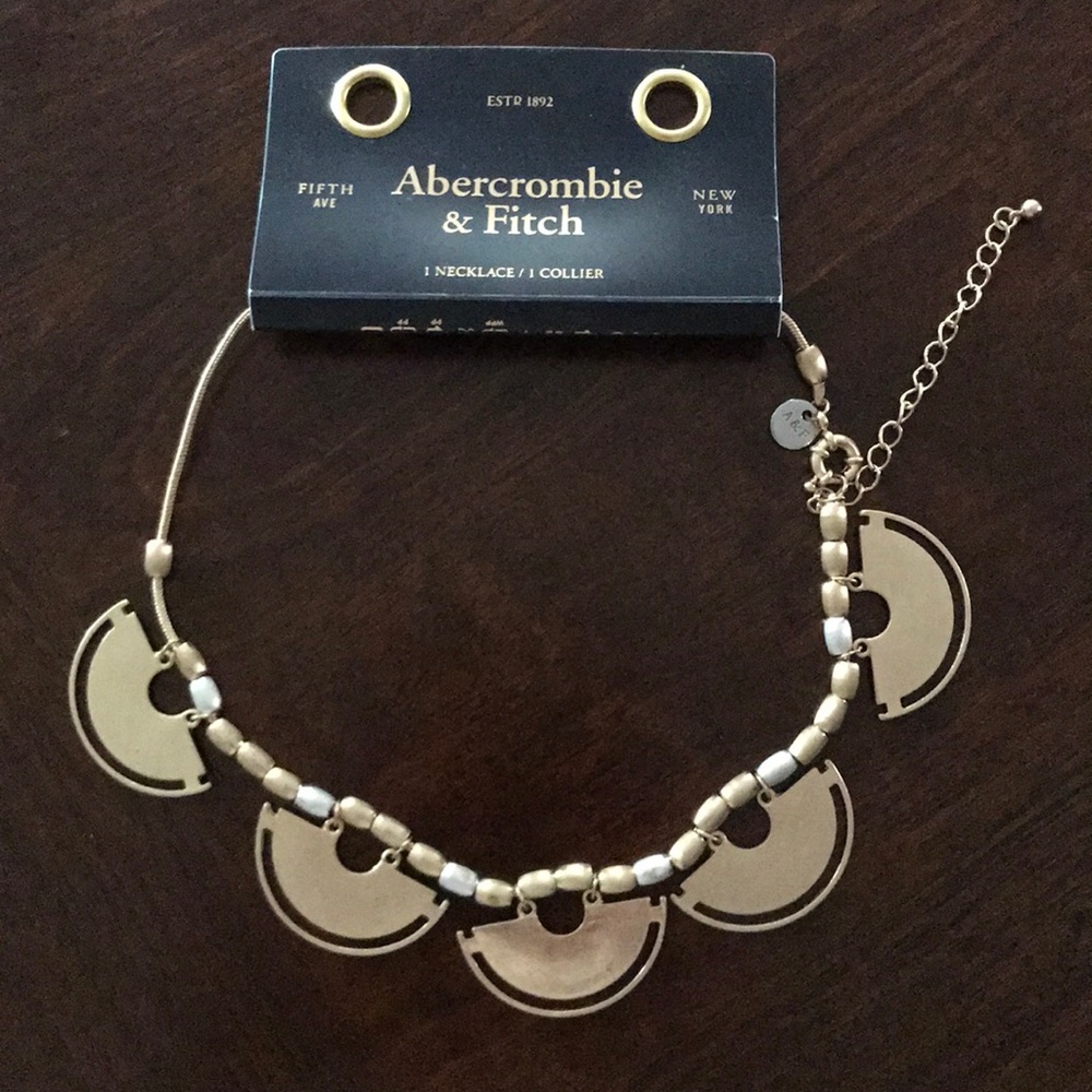 Abercrombie & Fitch, Gold Necklace w/tags! New!